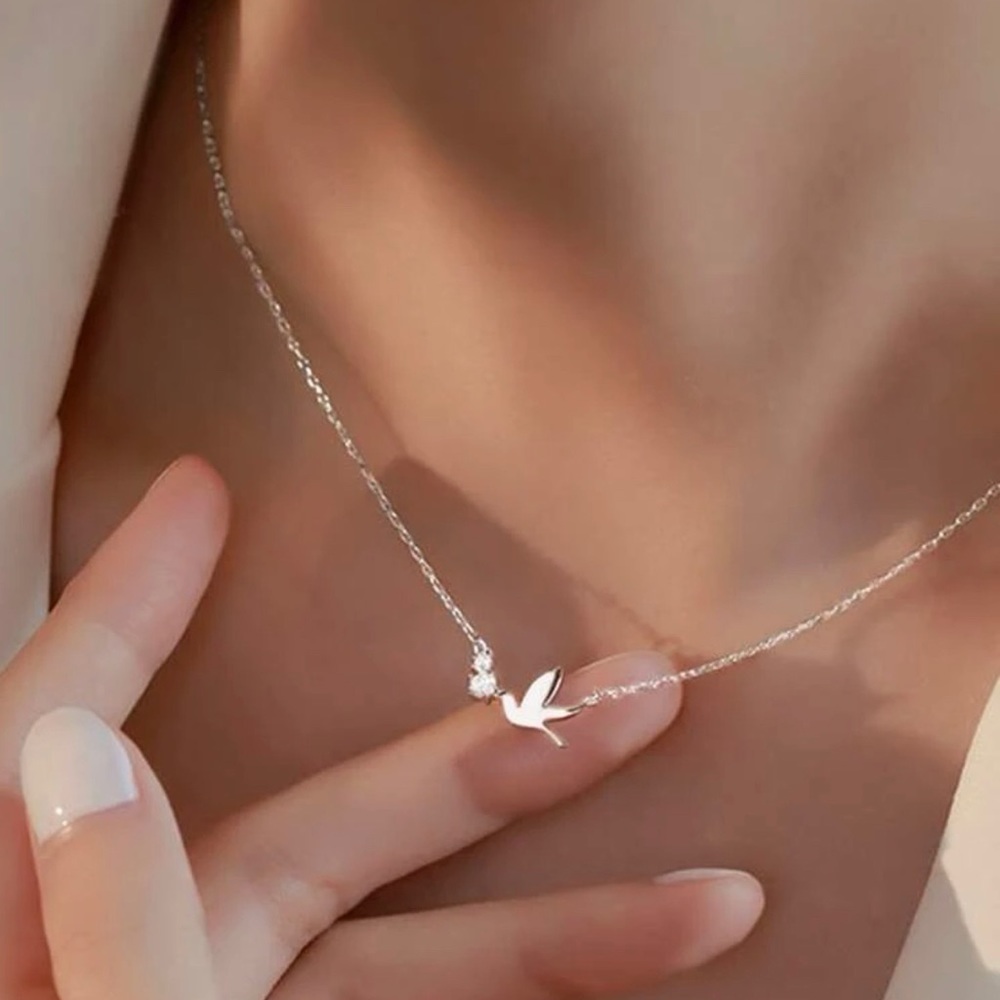Cubic Zirconia Decor Bird Charm Necklace